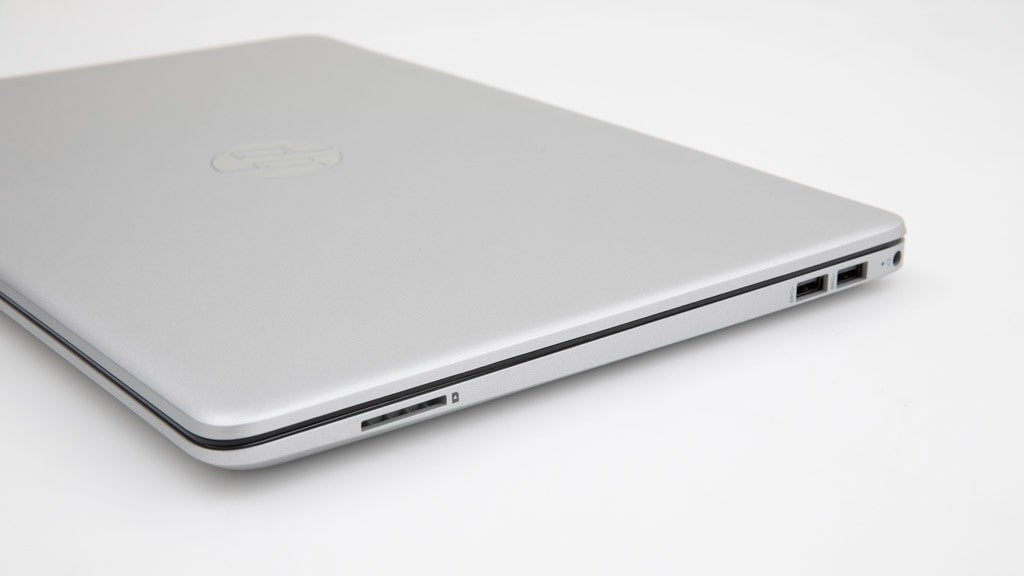 HP Notebook 15s-du1016tu Laptop 15.6" i5-10210U 8GBRAM 256GB HDMI USB-C Win11 A-