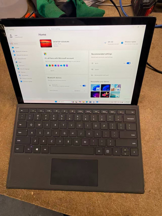 Microsoft Surface Pro 6 1796 Laptop 12.3'' i5-8250U 8GBRAM 256GBSSD Win11 AU A-