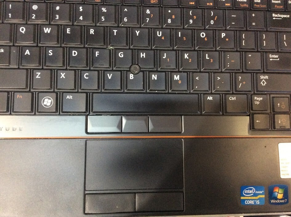 DELL Latitude E6320 Laptop 13.3" i5-2520M@2.50GHz 4GBRAM 320GB VGA Black B