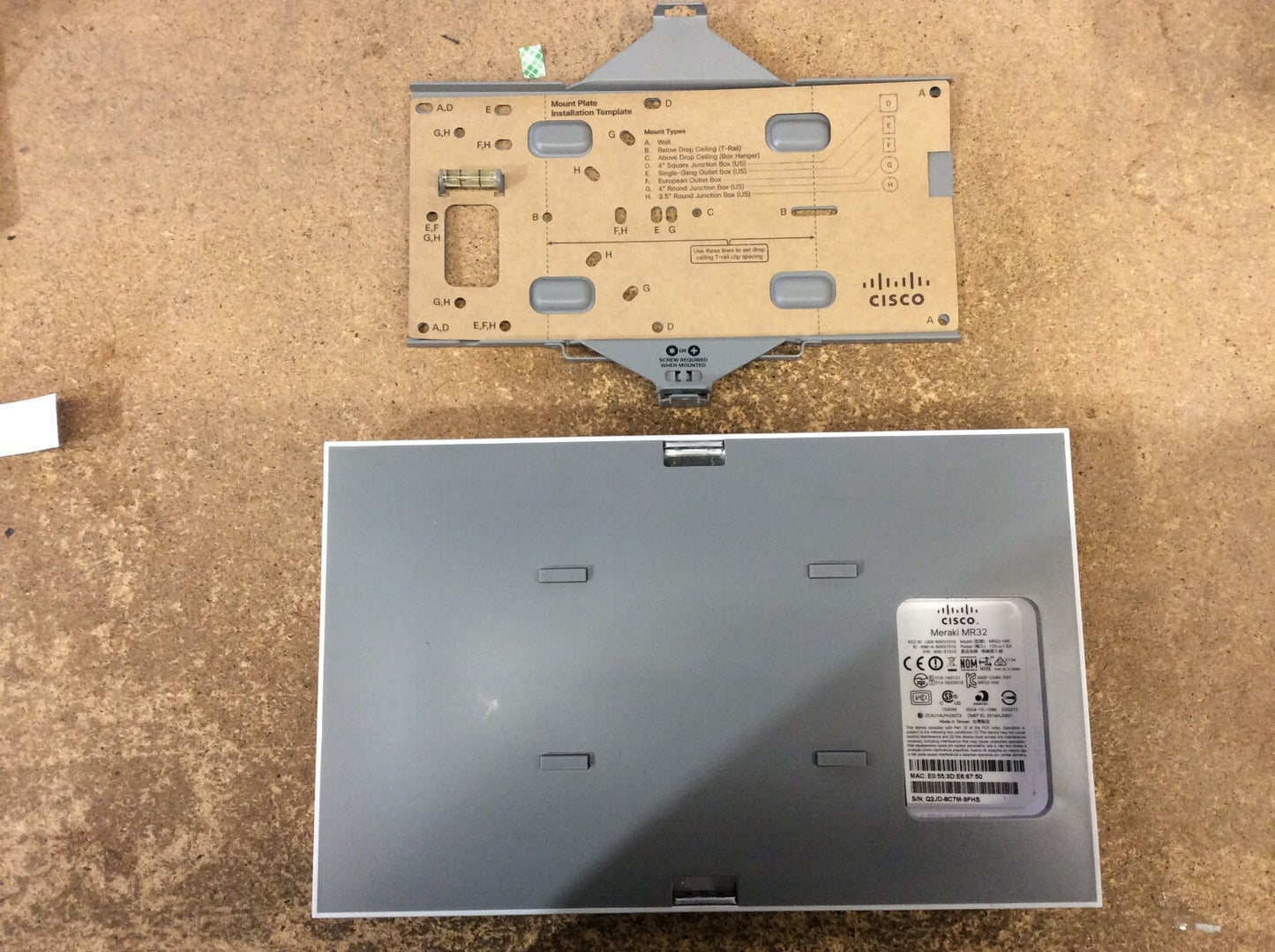 Cisco Meraki MR32-HW Managed Access Point w/Box,Stand and Accessory & Unclaimed