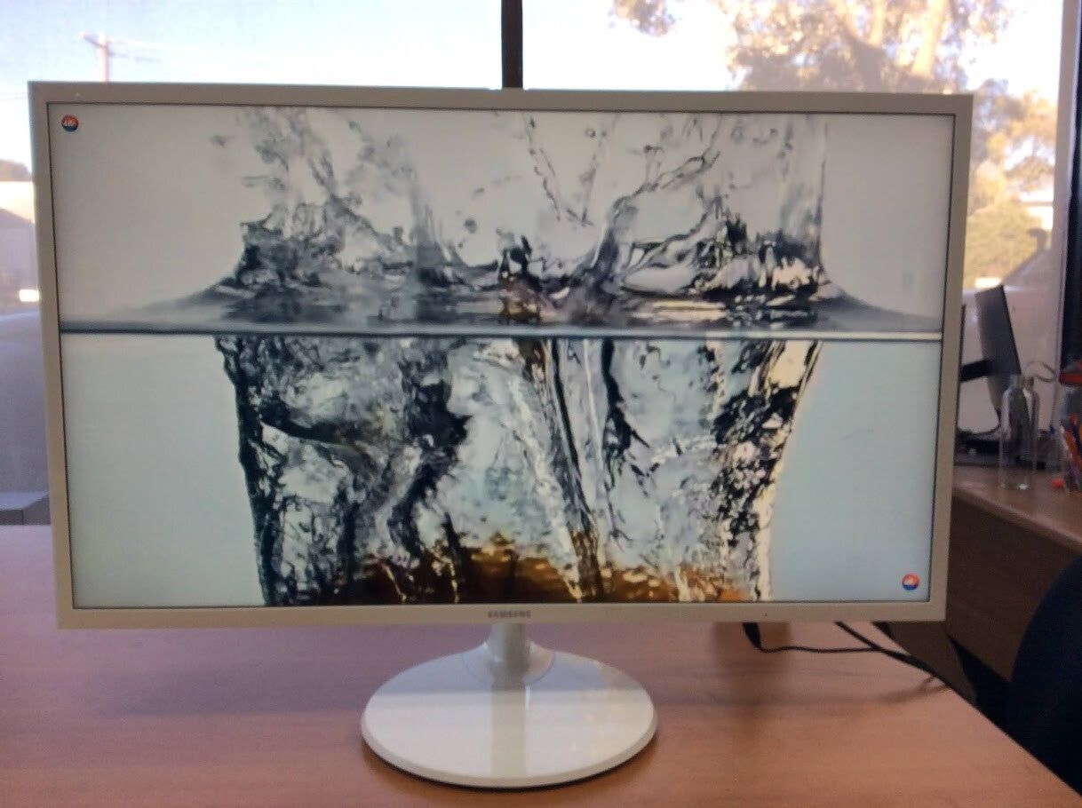 Samsung LS32F351FUEXXY Color Monitor 32 inch Full HD HDMI White Au Seller A-