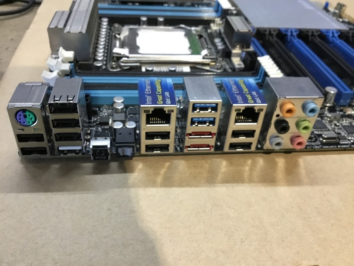 ASUS P9X79-E WS Motherboard SSI CEB LGA 2011 DDR3 USB3.0 Intel X79 Au Seller