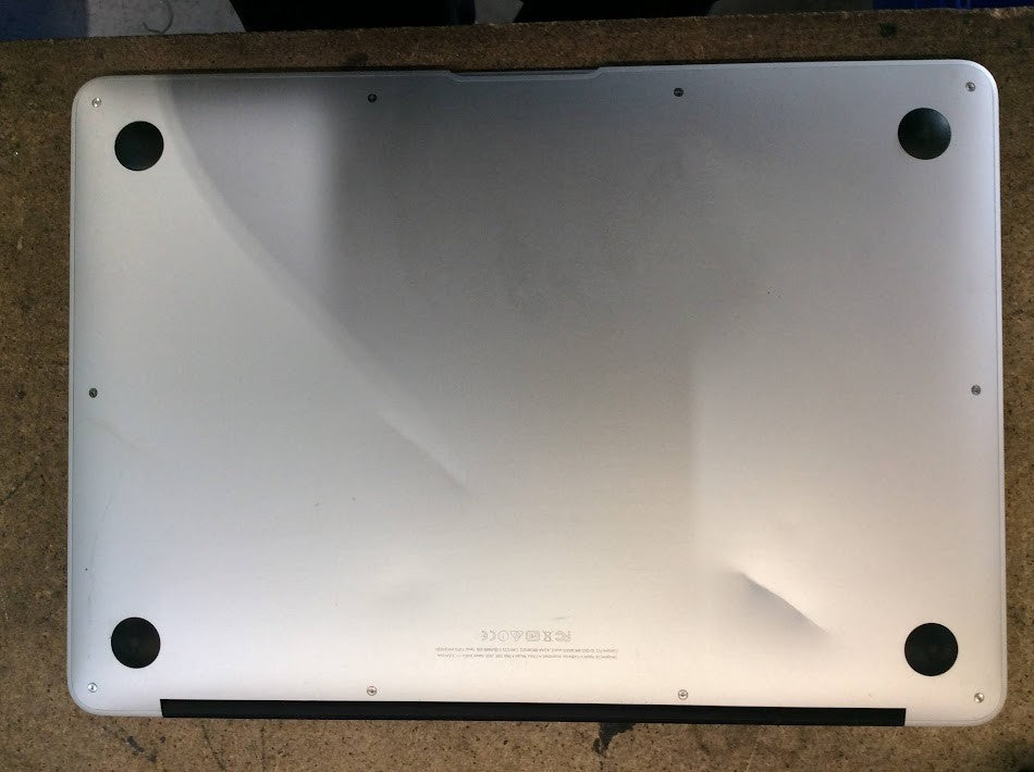 Apple Macbook Air A1466 Laptop 13.3" i5-5250U 8GBRAM 128GBSSD EMC2925 Silver A-