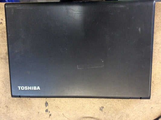 Toshiba Satellite R50-B Laptop 15.6'' i5-5200U 4GBRAM 750GB USB3.0 Au Seller A-
