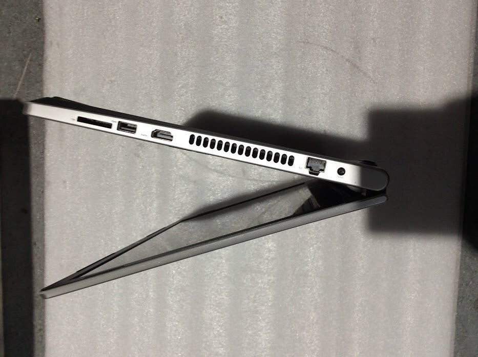 DELL Inspiron 5559 Laptop 15.6'' i5-6200U 4GBRAM 480GBSSD HDMI USB3.0 Silver B