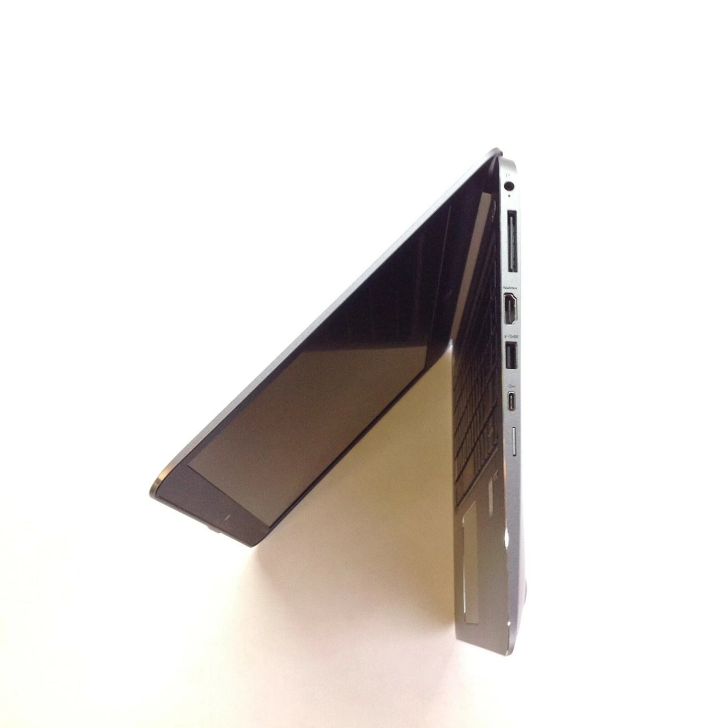 HP Elitebook Folio 1040 G3 Laptop 14" i5-6300U 8GBRAM 256GBSSD HDMI USB-C W11 A-