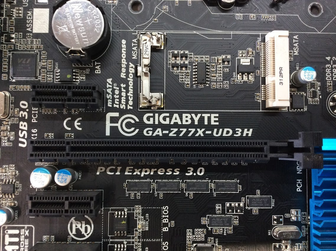 GIGABYTE GA-Z77X-UD3H Motherboard ATX DDR3 LGA 1155 VGA DP HDMI DVI Intel Z77