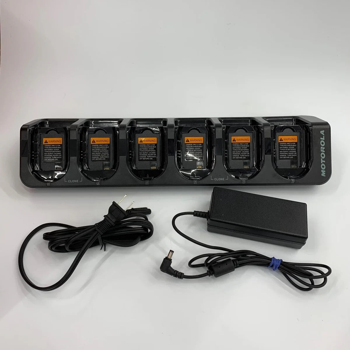Motorola NNTN7981C 6-Unit Charger /Cloning With Charger+Power Cable+New in Box