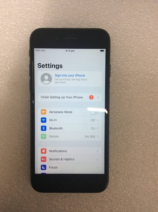 Apple A1778 iPhone 7 Phone 4.7'' 32GB WiFi Bluetooth Touch Black Au Stock A-