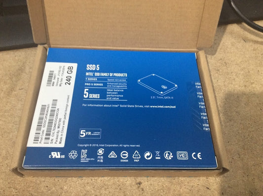 INTEL SSD FAMILY OF PRODUCTS 240GB SSD5 SSDSC2KW240H6X1 Only open box A+