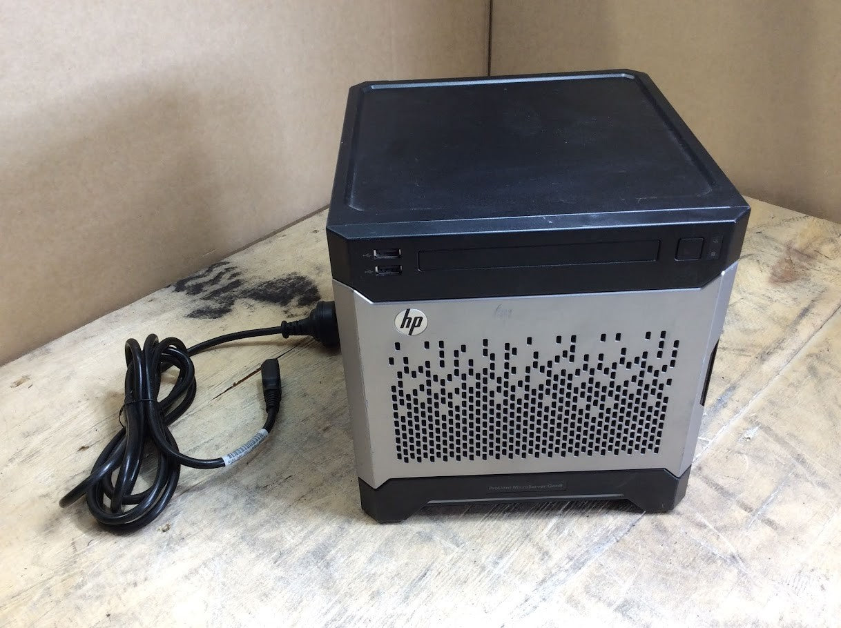 HP ProLiant MicroServer Gen8 NAS File Micro Server intel G1610T 4GBRAM NO HDD A-