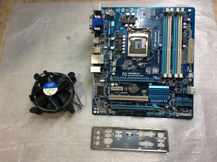 GIGABYTE GA-H77M-D3H Motherboard DDR3 mATX LGA 1155 HDMI VGA DVI Intel H77 [AU]