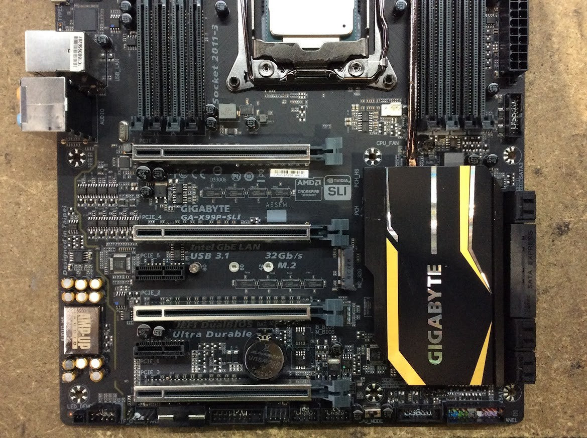 [AU] GIGABYTE GA-X99P-SLI DDR4 ATX LGA 2011-v3 Intel X99 DP USB-C With i7-5820K