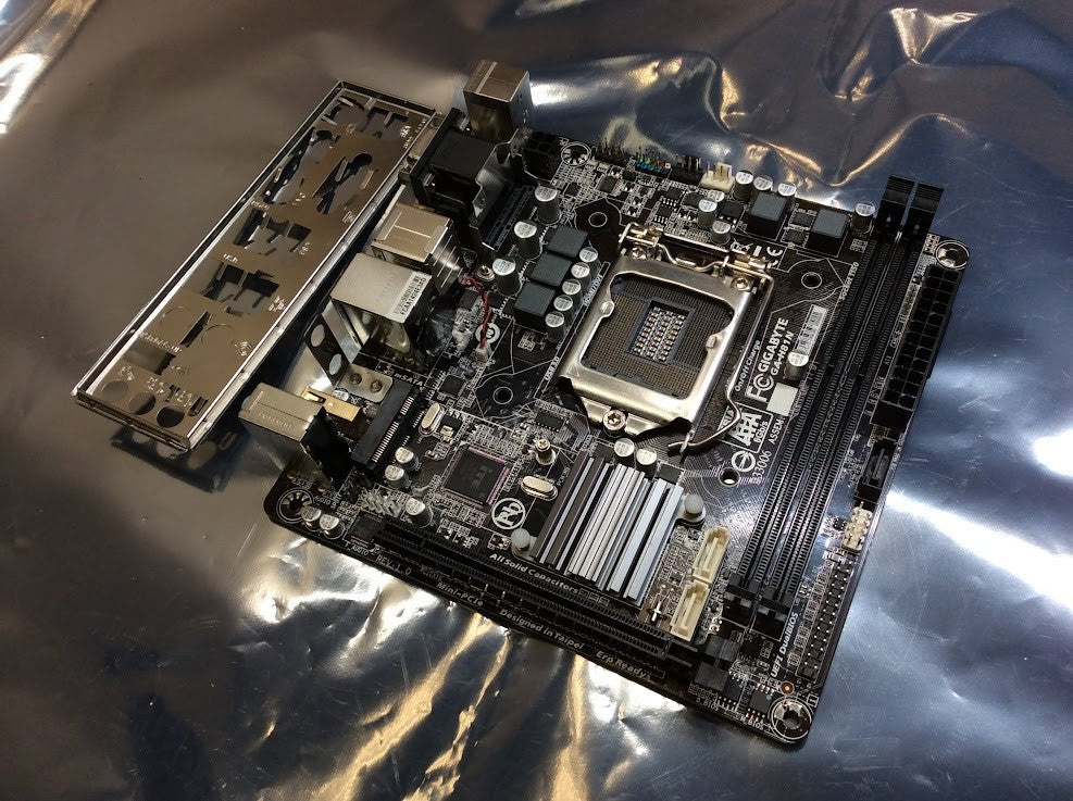 GIGABYTE GA-H81N Motherboard DDR3 miniATX LGA 1150 VGA HDMI DVI Intel H81 [AU]