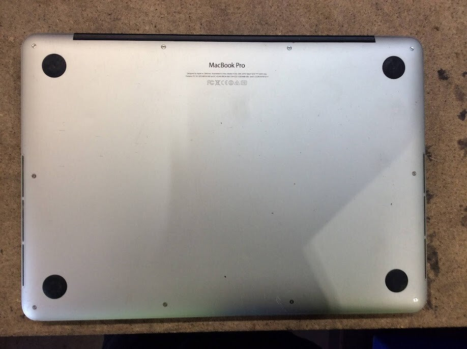 Apple MacBook Pro A1502 Laptop 13.3" i5-4258U 4GBRAM 128GBSSD Silver Au Stock A-
