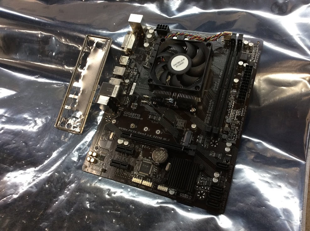 GIGABYTE GA-A320M-H Motherboard Socket AM4 DDR4 microATX With Athlon 3000G [AU]