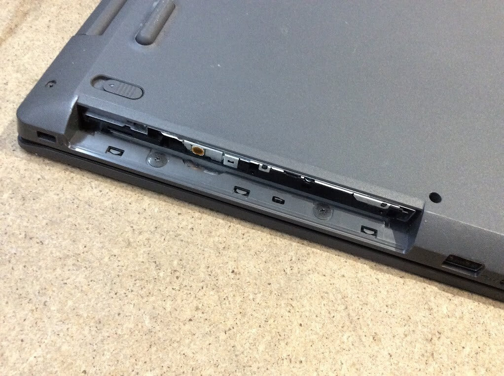 Lenovo V330-15IKB 81AX Laptop 15.6'' i5-8250U 20GBRAM 256GB HDMI USB3.0 Black B