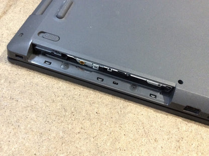 Lenovo V330-15IKB 81AX Laptop 15.6'' i5-8250U 20GBRAM 256GB HDMI USB3.0 Black B