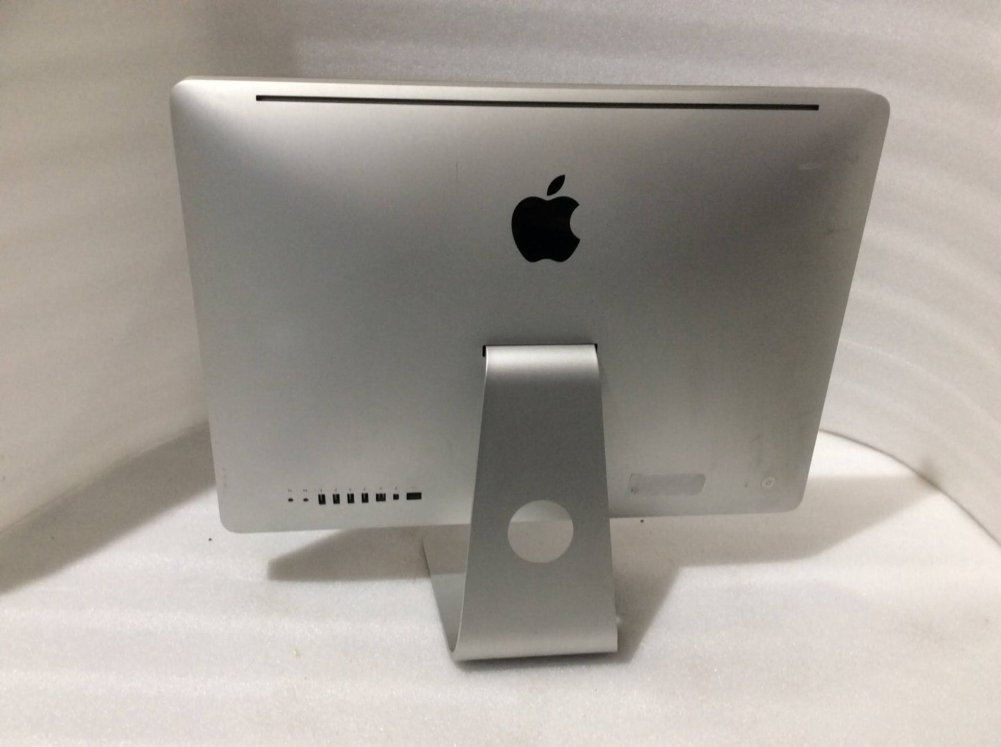 Apple iMac A1311 AIO 21.5'' i5-2400S 4GBRAM 500GB EMC2428 USB 2.0 Thunder Silver