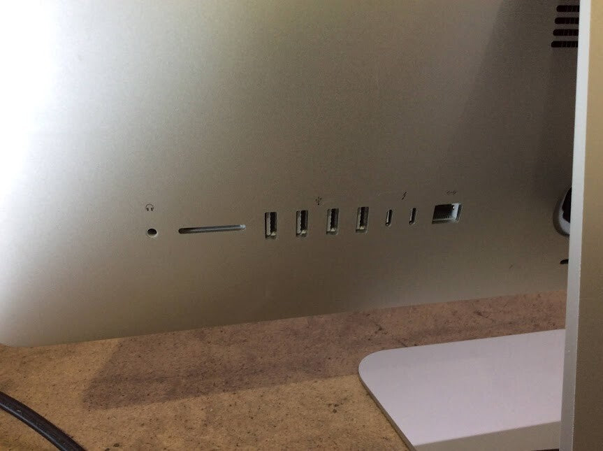 Apple iMac A1418 AIO PC 21.5'' i5-7300 8GBRAM 500GBSSD USB3.0 Silver Au Stock B