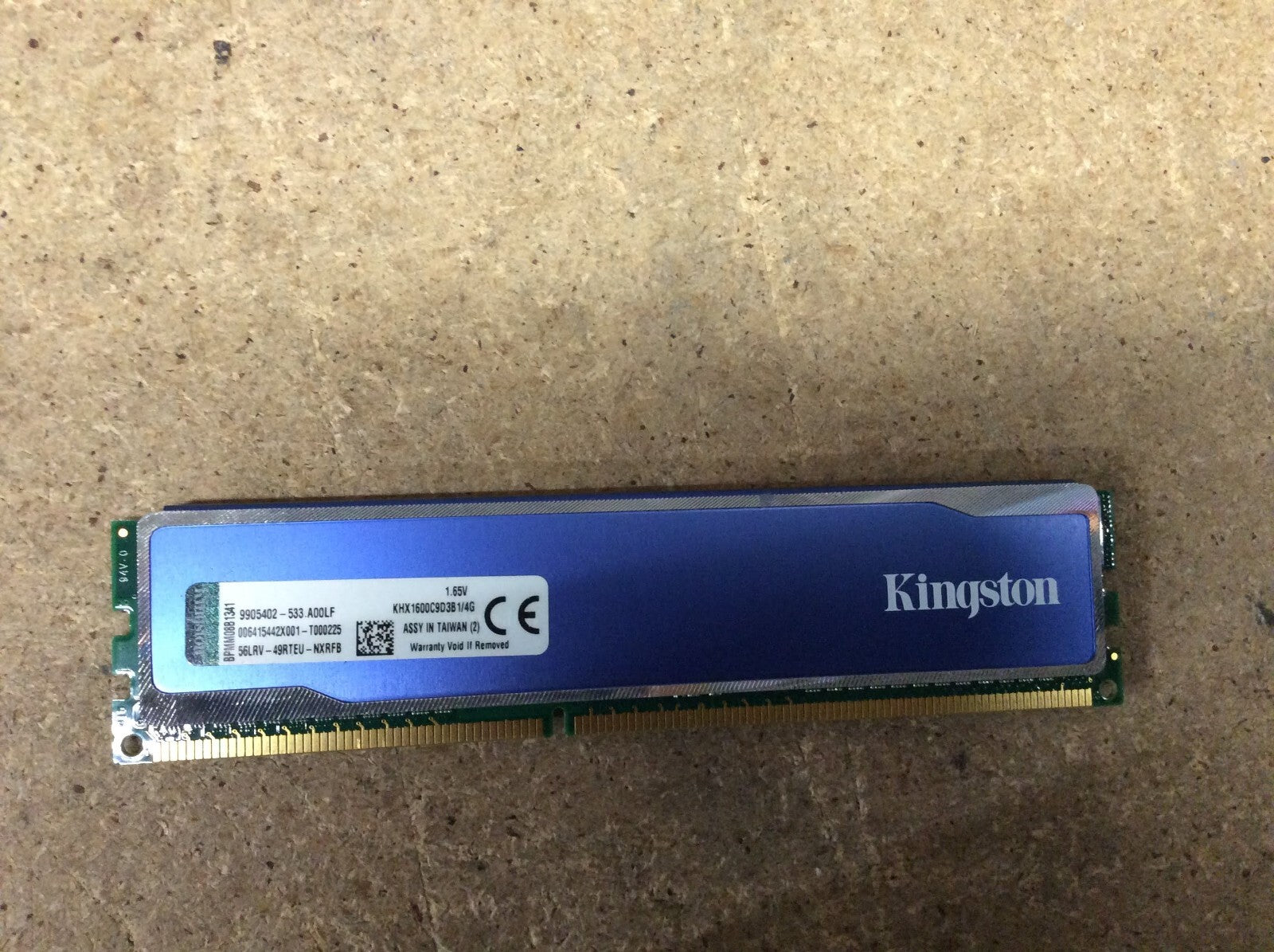 HyperX Blu 4GB DDR3-1600 (PC3 12800)Desktop Memory 240pin DIMM KHX1600C9D3B1/4G