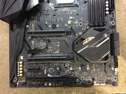 [AU] ASUS ROG CROSSHAIR VII HERO (WI-FI) ATX AMD X470 USB-C With AMD R3 3200G