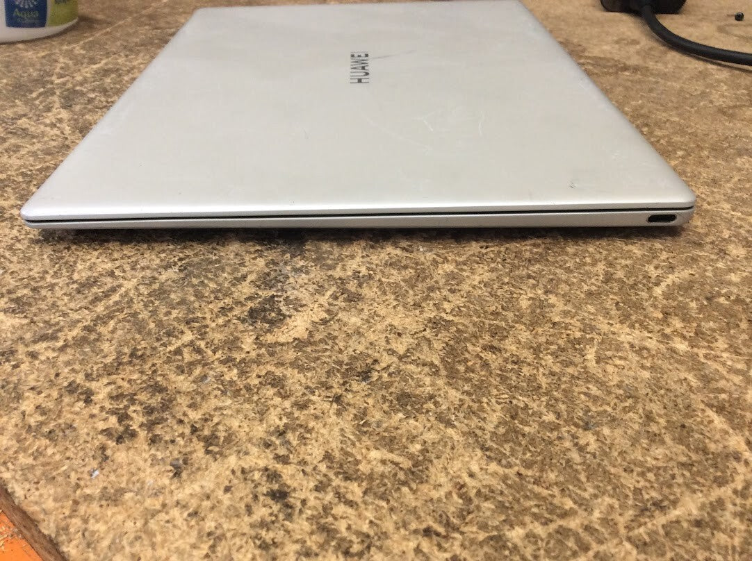 Huawei MateBook EUL-W19P Laptop 13" i5-10210U 16GBRAM 512GBSSD USB-C Au Seller B