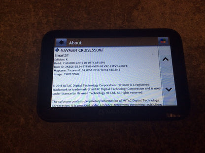 NAVMAN Cruise 550MT Communications Device w/Trave Case+ Charger+ No Mounts Black
