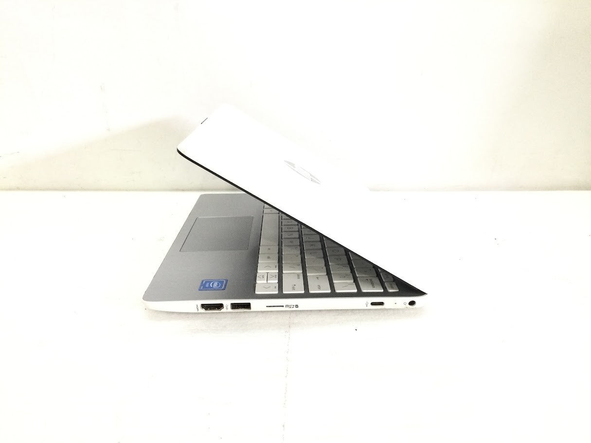 HP Stream 11-AK04TU  Laptop 11.6" Celeron N4000 4GBRAM 64GB USB-C HDMI White A-