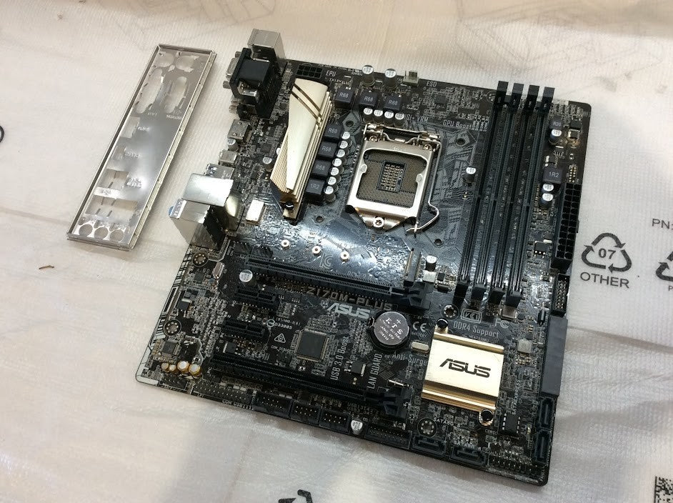 ASUS Z170M-PLUS Motherboard DDR4 microATX LGA 1151 HDMI DVI VGA USB-C Intel Z170