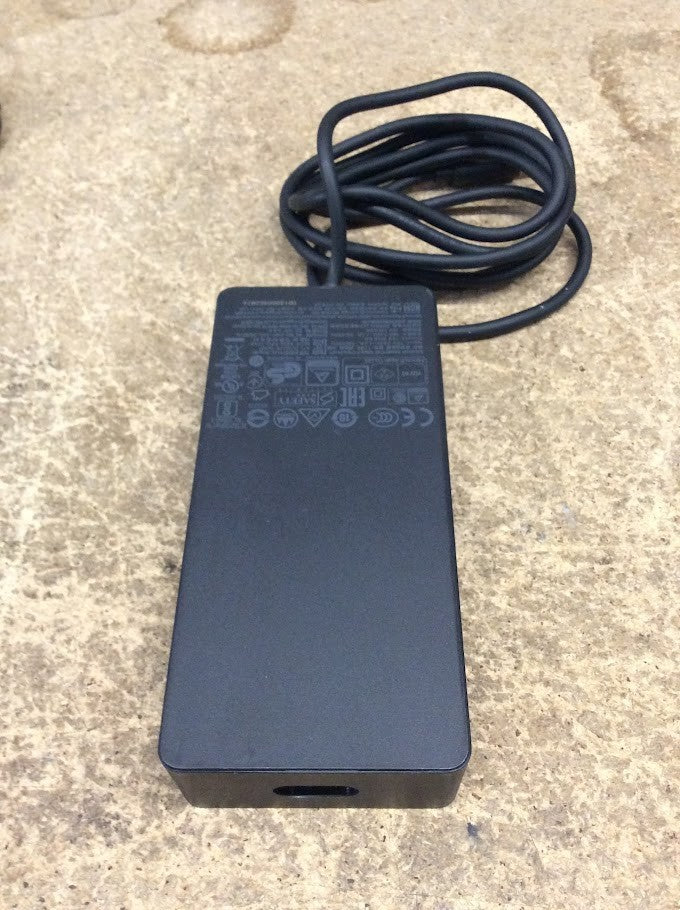 Microsoft Surface Docking Station Model 1661 with Power Adapter 90W 1749 [AU]