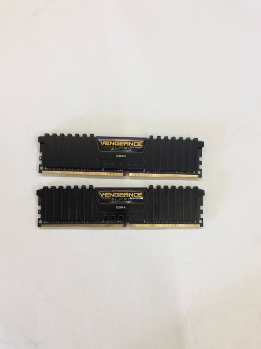 Corsair Vengeance 32GB (2 x 16GB) DDR4 CMK32GX4M2C3000C16 3000HMz Desktop Memory