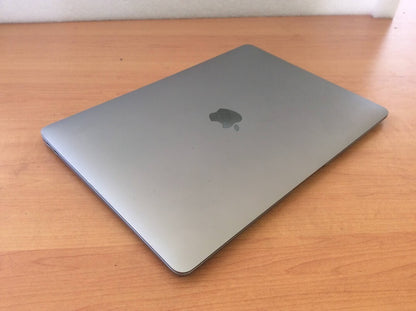 Apple M1 MacBook Air A2337 Laptop 13.3'' Apple M1 16GBRAM 256GBSSD Silver B