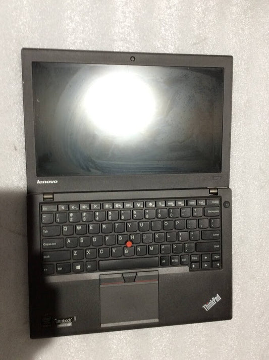 Lenovo ThinkPad X250 Laptop 12.5'' i5-5200U 4GBRAM 128GBSSD Mini-DP Black A-