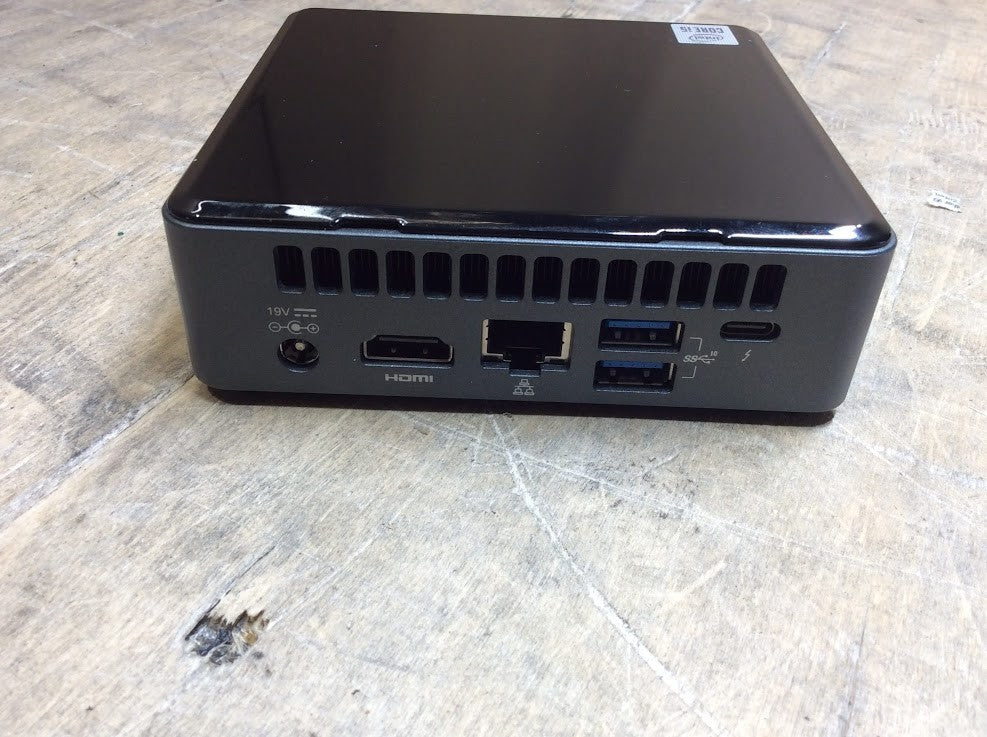 Intel NUC 10FNK Desktop Mini-PC i5-10210U 16GBRAM 500GBSSD USB-C HDMI Win11 A+