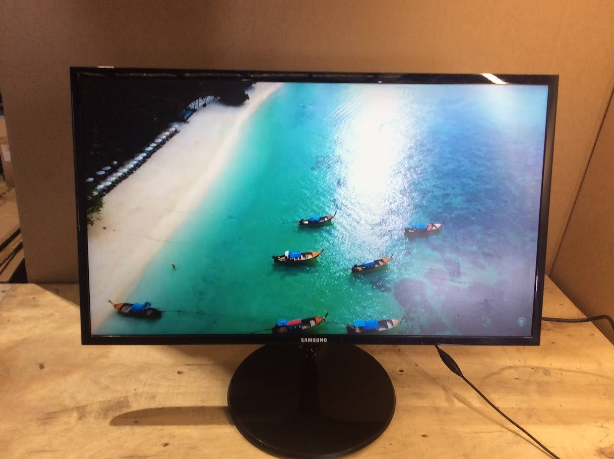 [AU Seller] Samsung S27F350FHE 27" Color Display Unit LED Monitor Black A-