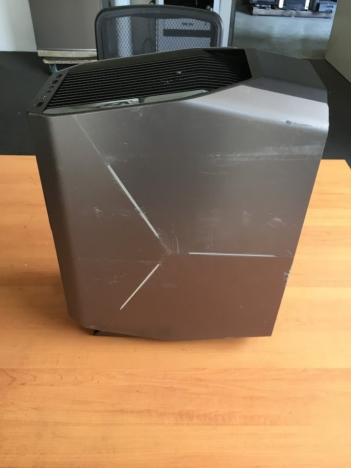 Alienware Aurora R8 Gaming PC i7-9700 16GB 512SSD+1T HDD+GeForce RTX 2070  Win11