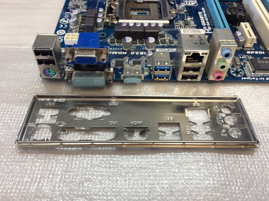 GIGABYTE GA-H77M-D3H Motherboard microATX DDR3 LGA 1155 VGA HDMI Intel H77 [AU]