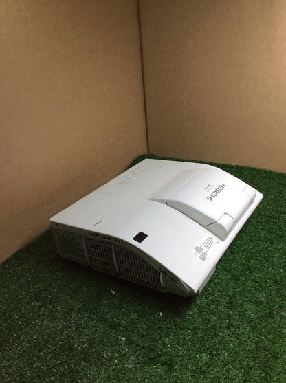 Hitachi CP-AW252W 3LCD WXGA Ultra Short Throw Projector HDMI LAMP HOURS 1652H