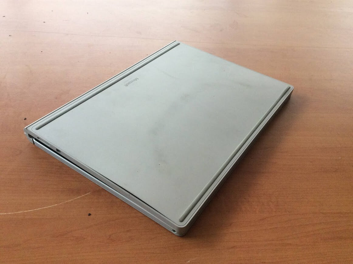 Microsoft Surface Book Laptop 13.5" 2-in-1 i7-6600U 16GBRAM 512GBSSD Silver A-