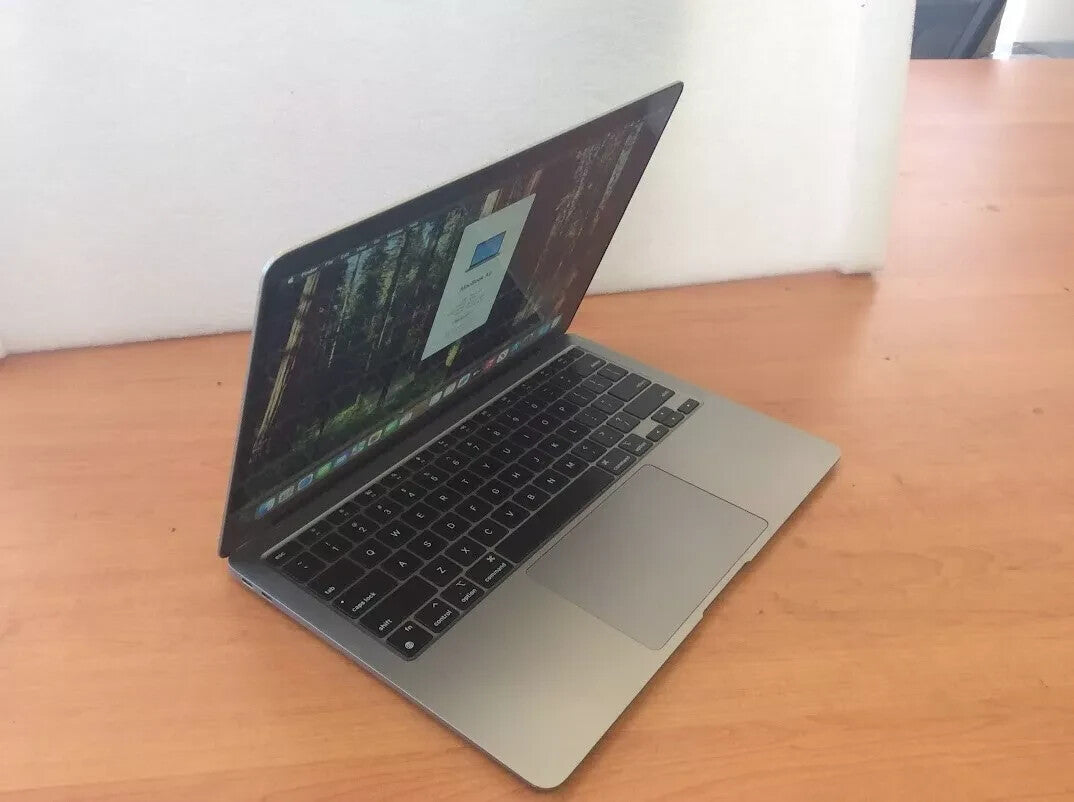 Apple M1 MacBook Air A2337 Laptop 13.3'' Apple M1 16GBRAM 500GBSSD EMC3598 A-