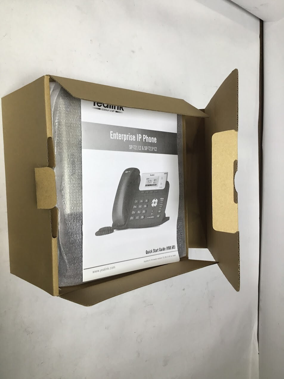 New Yealink SIP-T23P Enterprise IP Phone Backlit LCD display HD Voice Au Seller