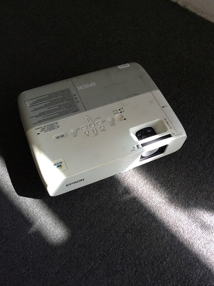 Epson H295B LCD Multimedia Projector LAMP HOURS 2270H White Au Seller