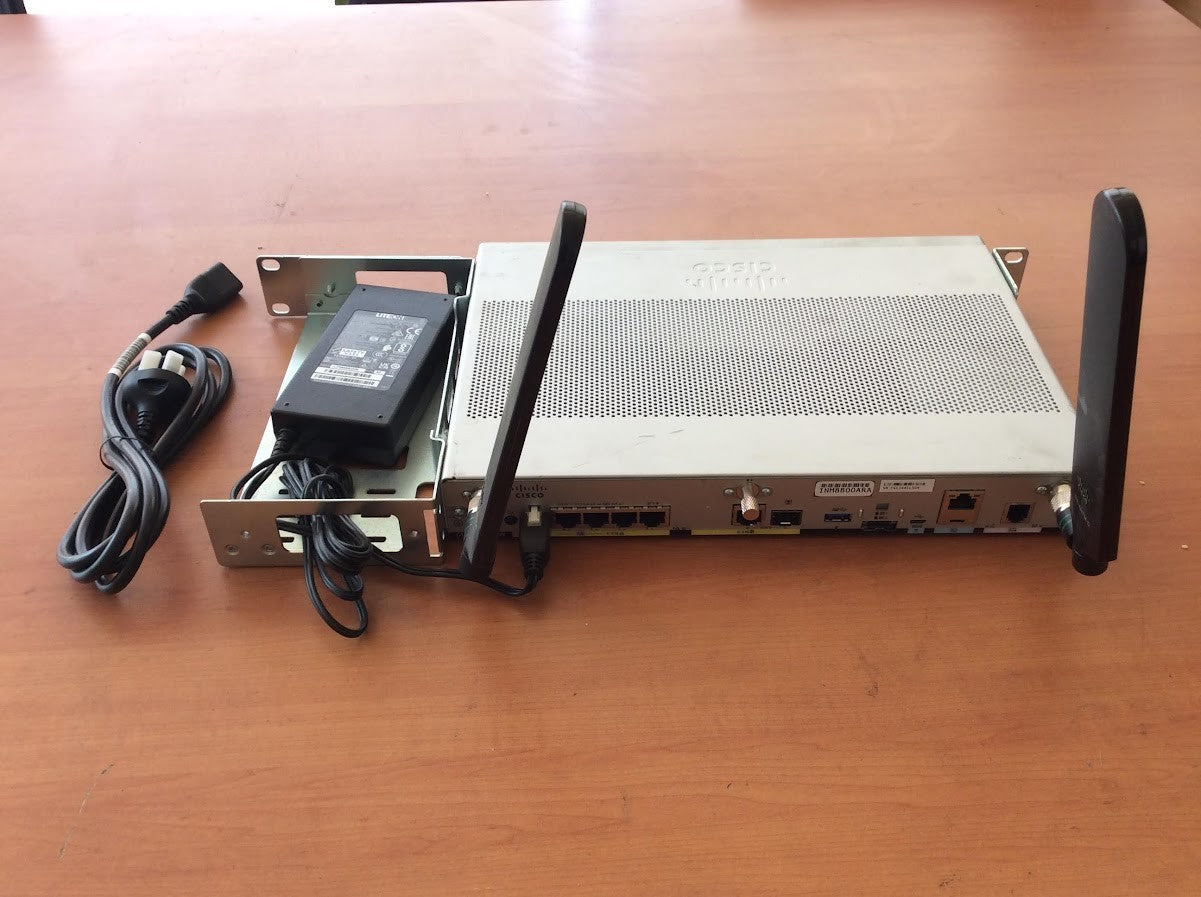 Cisco C1117-4PLTELAWZ V2 ISR 1100 Router +4G LTE Antenna Rack Mount PSU Wi-Fi