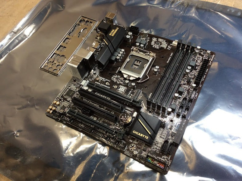 GIGABYTE GA-B150M-D3H Motherboard microATX LGA 1151 HDMI DVI VGA Intel B150 [AU]