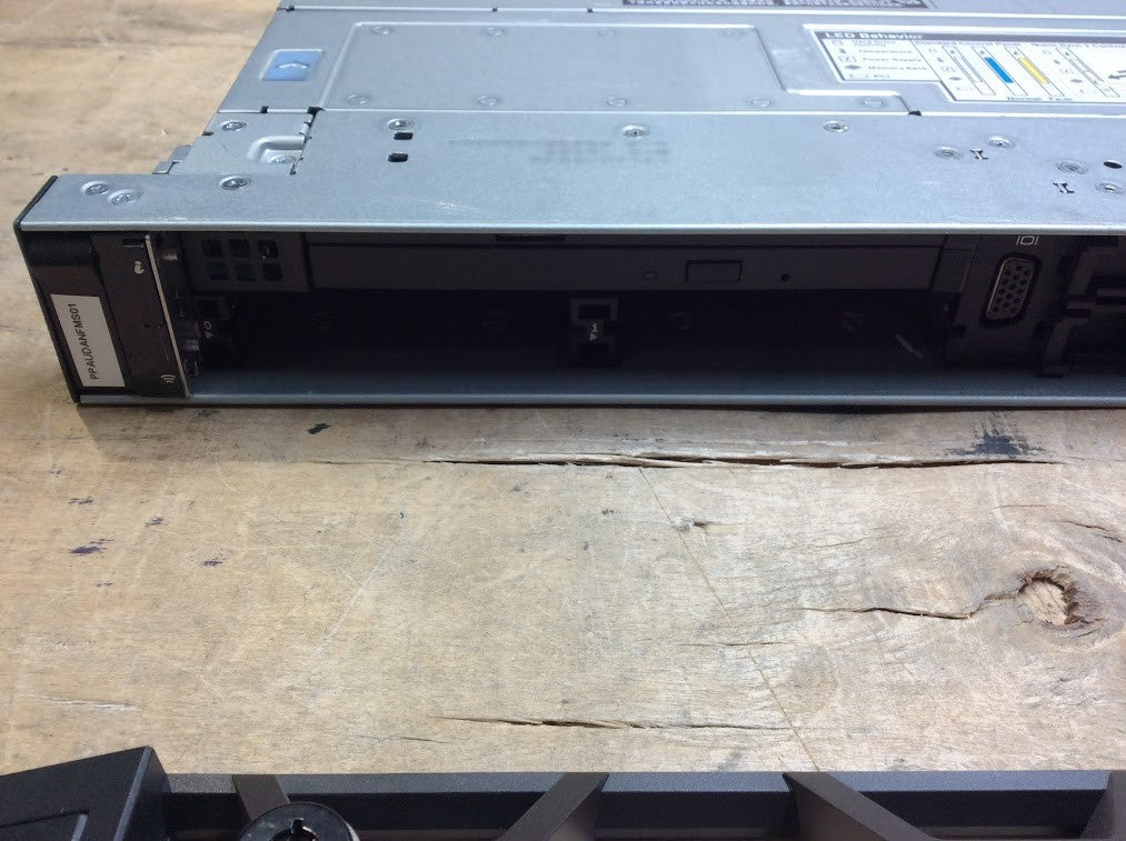 Dell PowerEdge R440 2 x Xeon Bronze 3104+2*PSU+8GB PC4+4 Ports Network Card A-