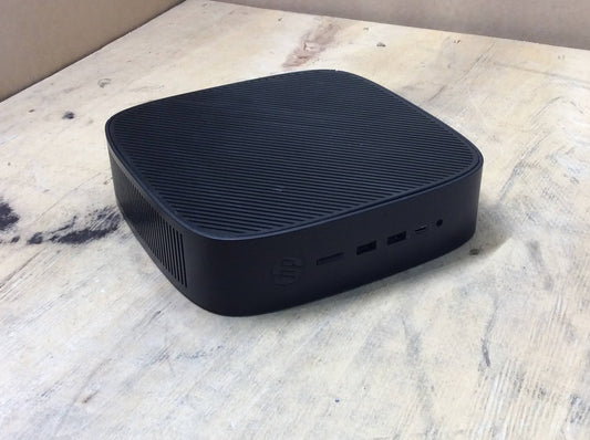 [AU] HP T740 Thin Client AMD V1756B w/Radeon Vega Gfx 8GB 64GB DP USB-C Win11 A+