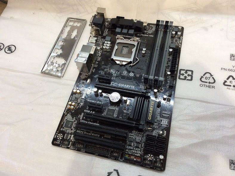 GIGABYTE GA-Z97-HD3 Motherboard ATX LGA 1150 HDMI DVI VGA Intel Z97 [AU Stock]