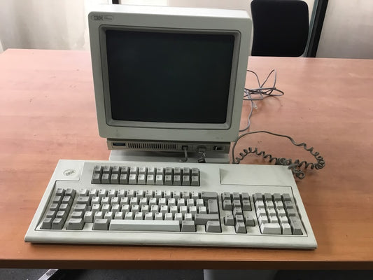 [AU Seller] IBM 3476 InfoWindow Twinax Vintage Computer With Keyboard- Untest A-