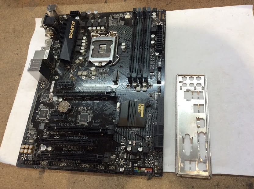 GIGABYTE GA-Z270-HD3 Motherboard ATX DDR4 LGA 1151 VGA HDMI DVI Intel Z270 [AU]
